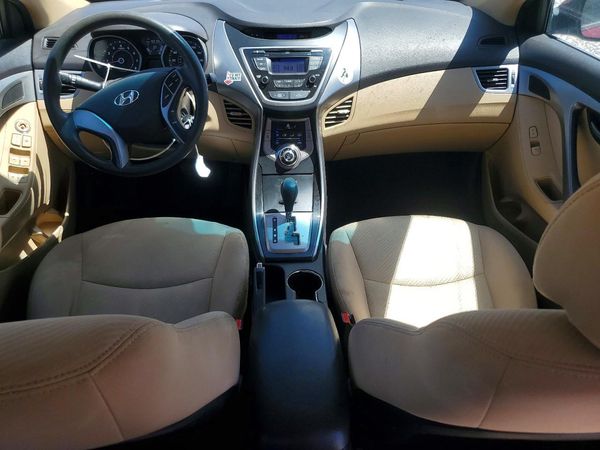 2013 HYUNDAI ELANTRA