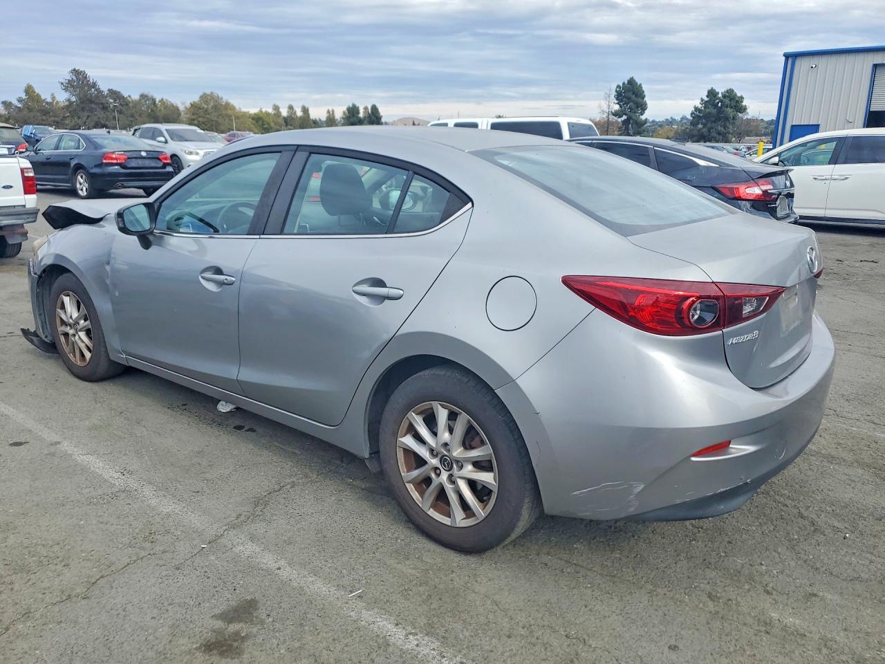 2016 MAZDA 3 Sport/GX