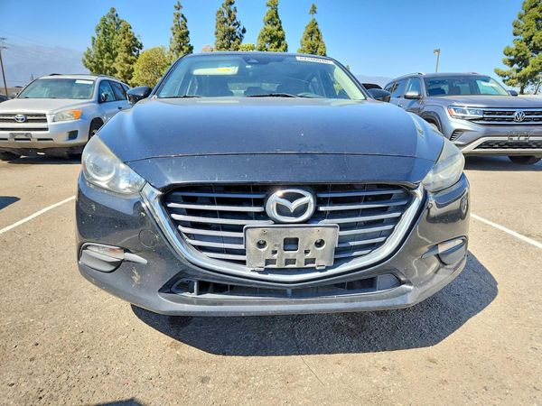 2018 MAZDA 3