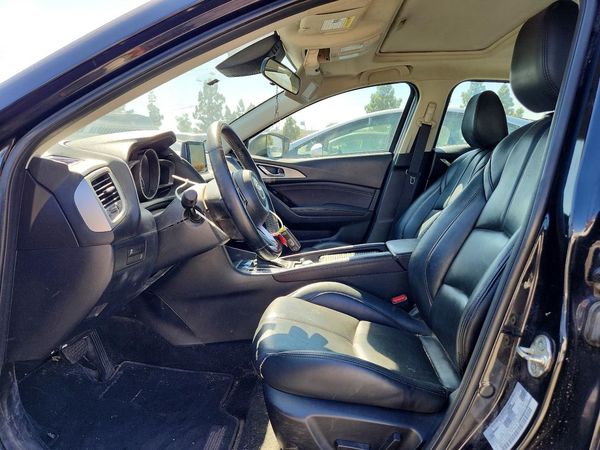 2018 MAZDA 3