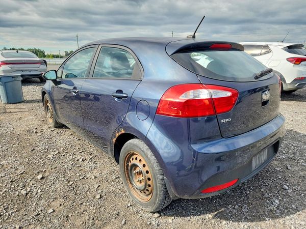 2015 KIA RIO GL - Middle-low