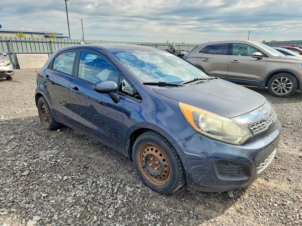 2015 KIA RIO GL - Middle-low