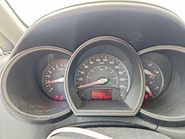 2015 KIA RIO GL - Middle-low