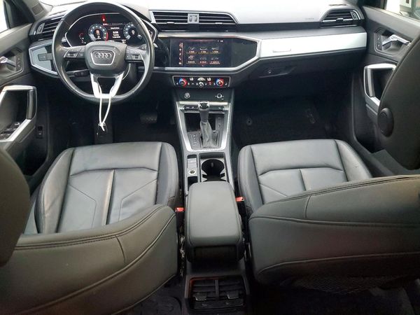 2020 AUDI Q3 quattro Premium