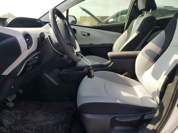 2018 TOYOTA PRIUS One/Two