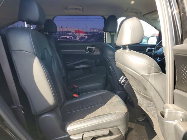 2023 KIA SORENTO EX