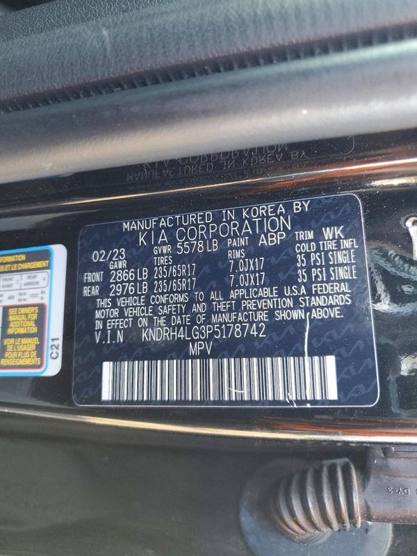 2023 KIA SORENTO EX