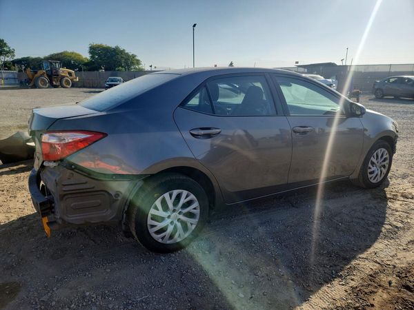 2017 TOYOTA COROLLA