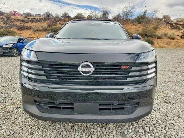 2025 NISSAN KICKS