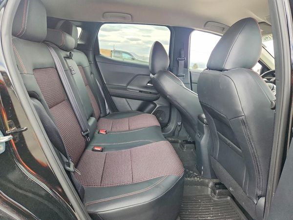 2025 NISSAN KICKS