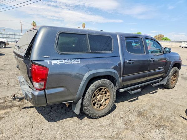 2017 TOYOTA TACOMA
