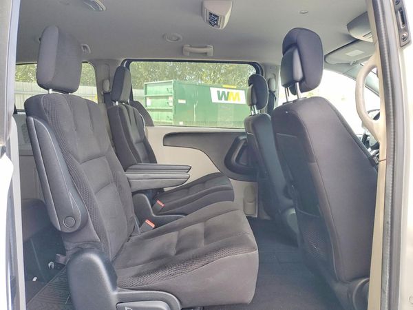 2017 DODGE GRAND CARAVAN SE, SXT, Express