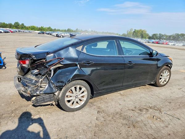2015 HYUNDAI ELANTRA GLS(Middle)