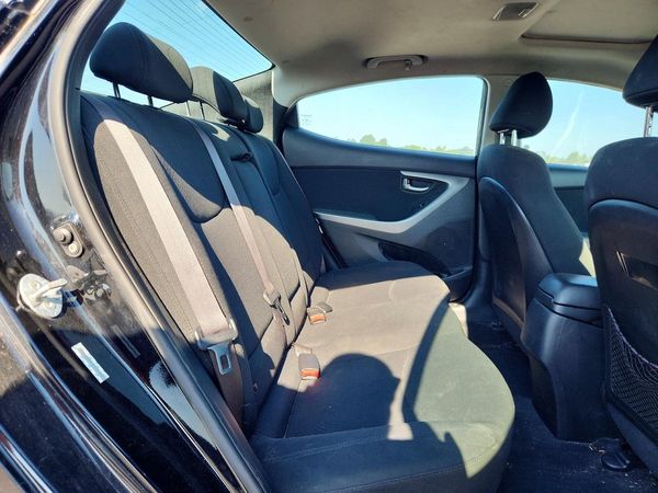 2015 HYUNDAI ELANTRA GLS(Middle)