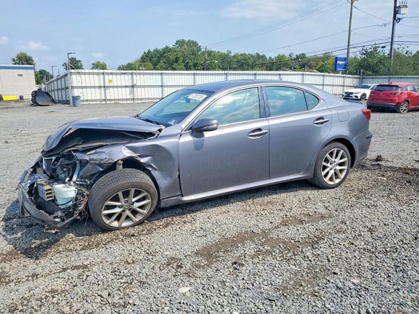 2013 LEXUS IS