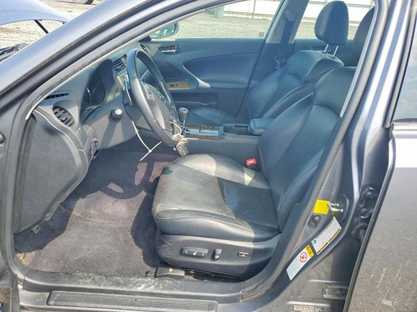 2013 LEXUS IS 250