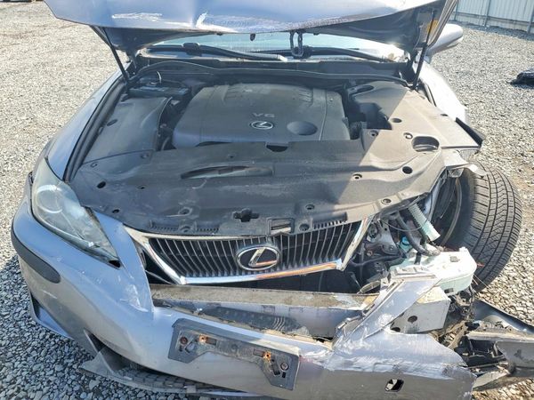 2013 LEXUS IS 250