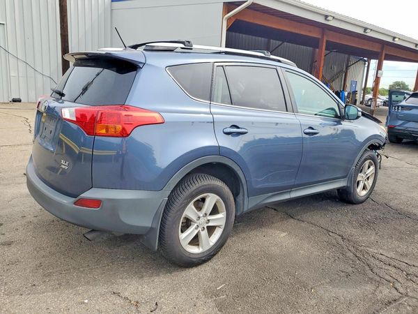 2013 TOYOTA RAV4 Sports