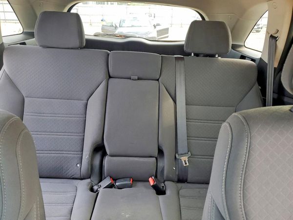 2016 KIA SORENTO L / LX
