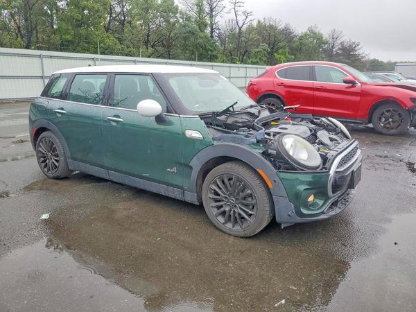 2018 MINI COOPER