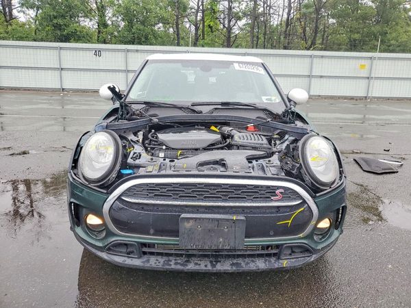 2018 MINI COOPER