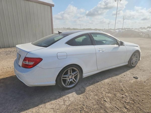 2015 MERCEDES-BENZ C C250