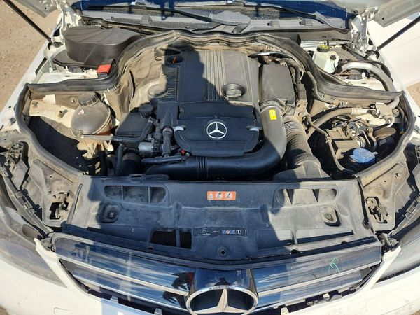 2015 MERCEDES-BENZ C C250