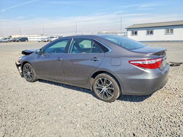 2015 TOYOTA CAMRY