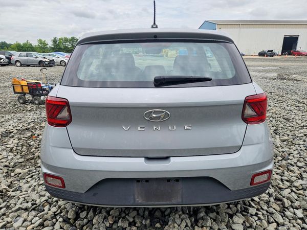 2023 HYUNDAI VENUE