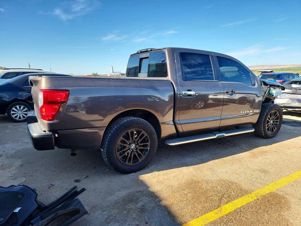 2018 NISSAN TITAN