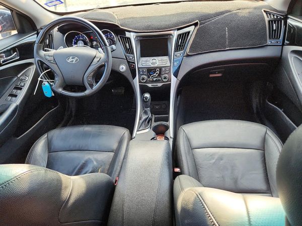 2012 HYUNDAI SONATA