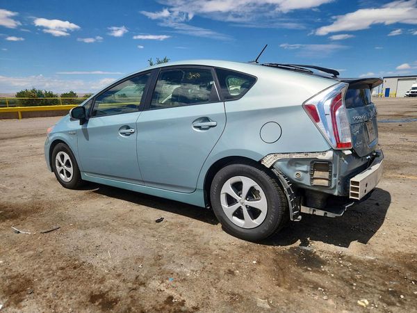 2015 TOYOTA PRIUS