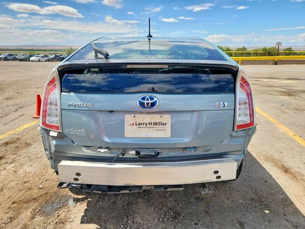 2015 TOYOTA PRIUS