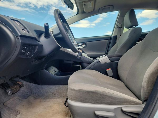 2015 TOYOTA PRIUS