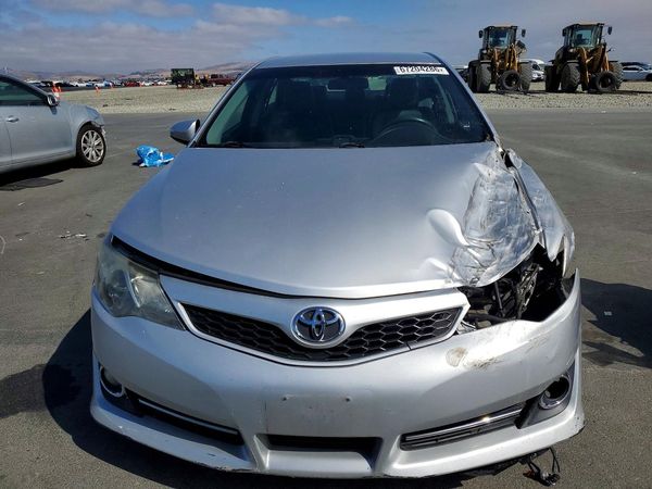 2013 TOYOTA CAMRY