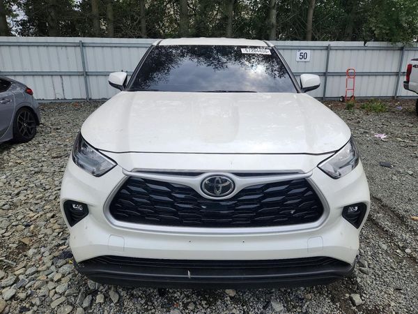 2020 TOYOTA HIGHLANDER