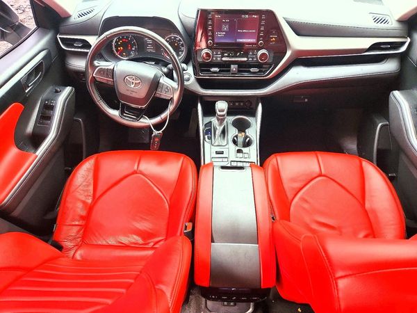 2020 TOYOTA HIGHLANDER
