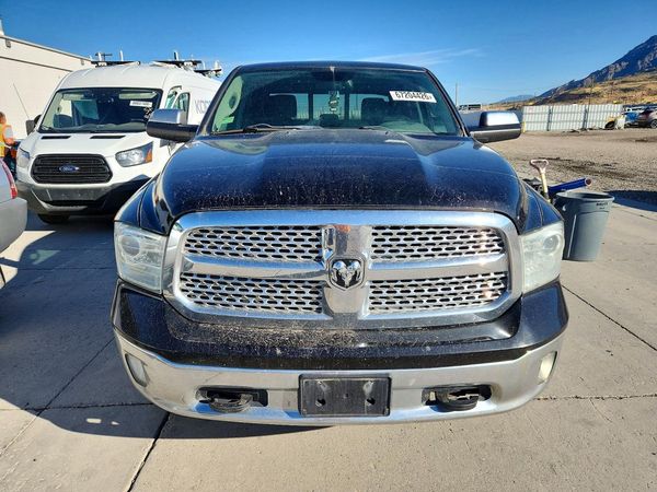 2014 RAM 1500 Laramie