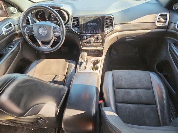 2019 JEEP GRAND CHEROKEE Laredo