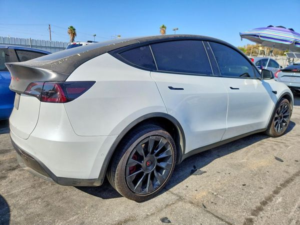 2021 TESLA MODEL Y