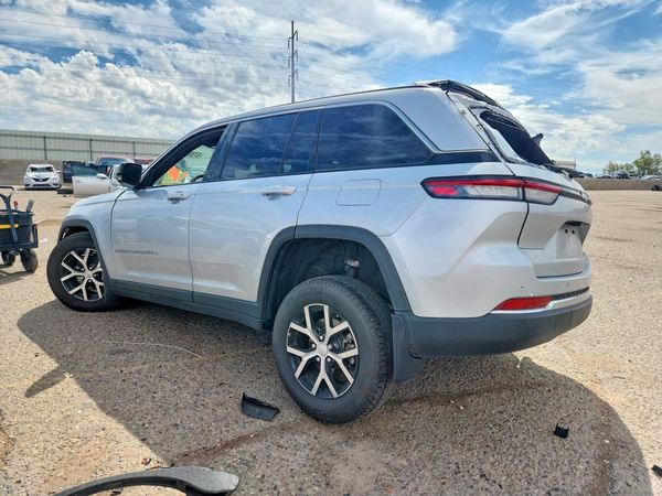 2025 JEEP GRAND CHEROKEE