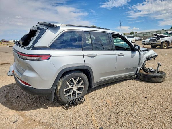 2025 JEEP GRAND CHEROKEE