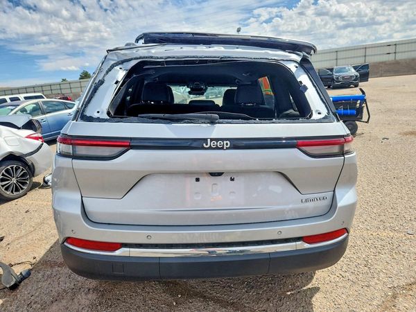 2025 JEEP GRAND CHEROKEE