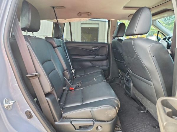 2022 HONDA PILOT SE