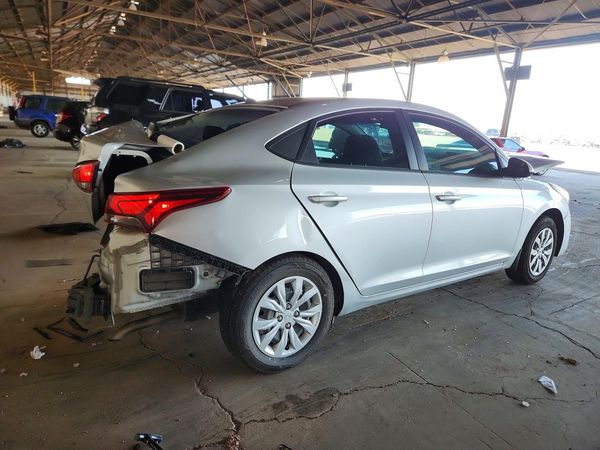 2019 HYUNDAI ACCENT SE and SEL