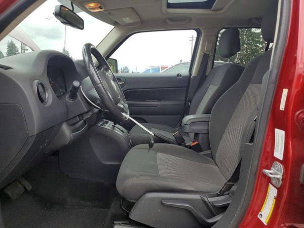 2013 JEEP PATRIOT Latitude — DENT