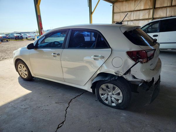2018 KIA RIO 5-DOOR LX, S