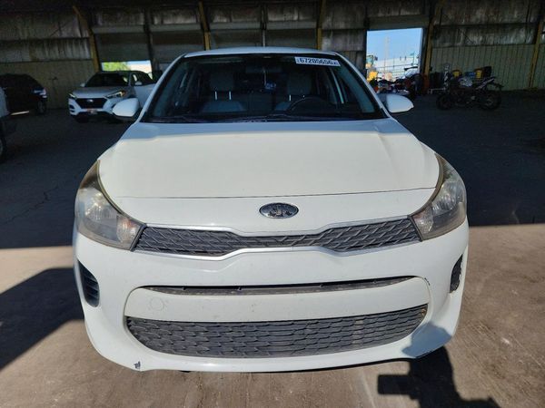 2018 KIA RIO 5-DOOR LX, S