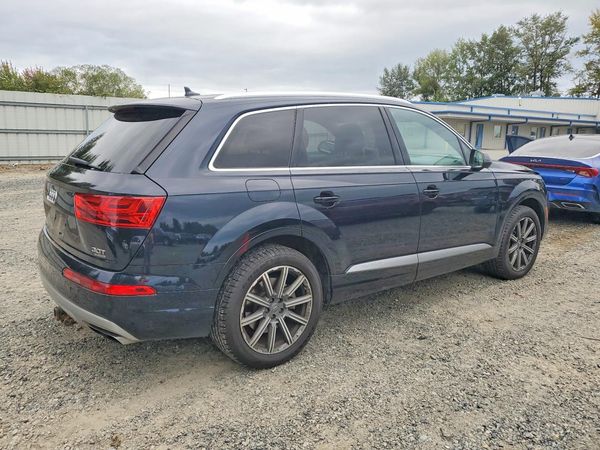 2017 AUDI Q7 quattro Premium Plus