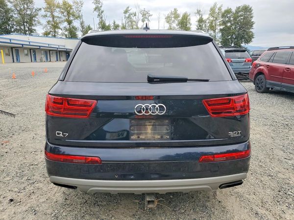 2017 AUDI Q7 quattro Premium Plus